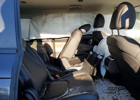 2026 Kia Carnival Lx z USA, uszkodzony, nr VIN KNDNB5K37T6577629